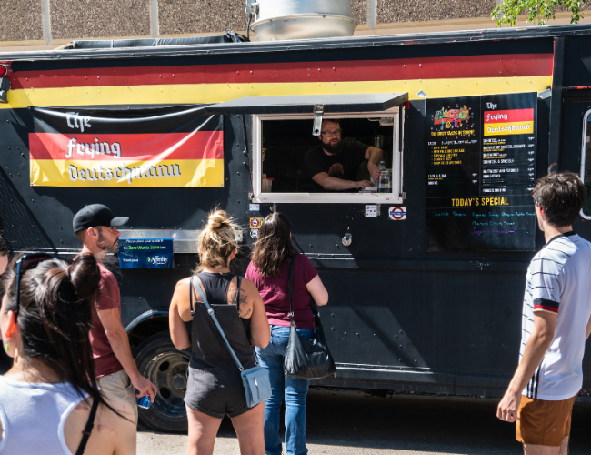 The Frying Deutschmann Food Truck