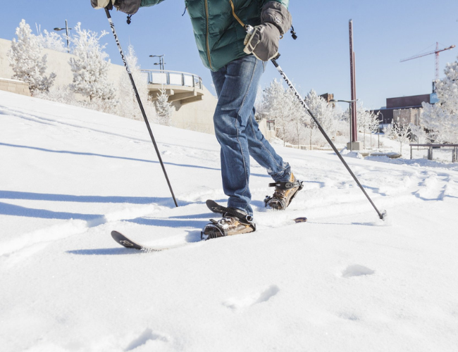 skiing