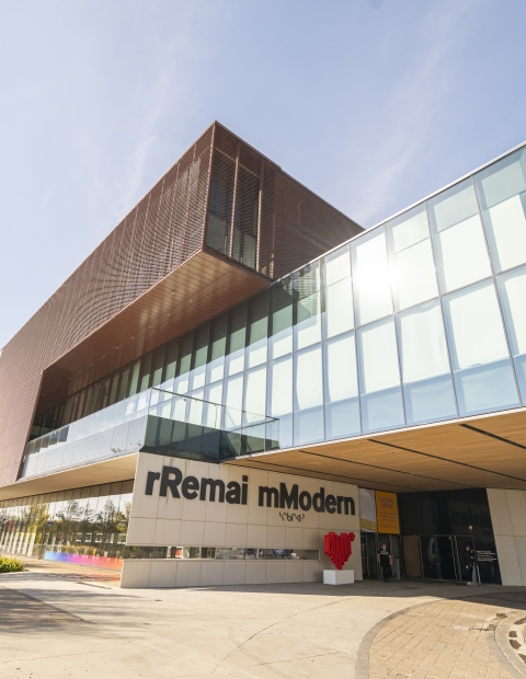 Picture of the rRemai mModern building