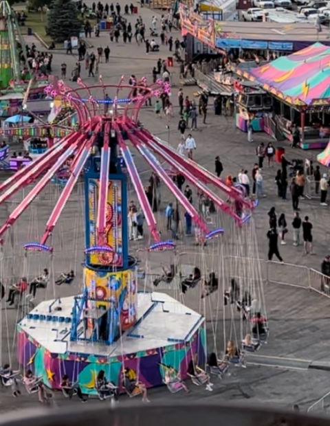 View of the Yo-Yo ride at the Ex from above