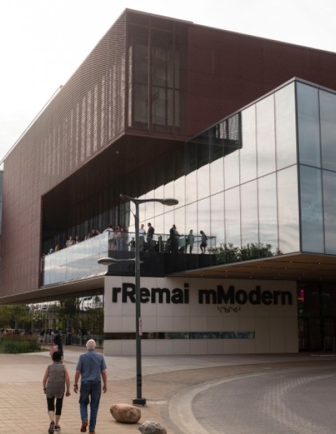 Uniglobe Carefree Travel Group – Remai Modern Entrance