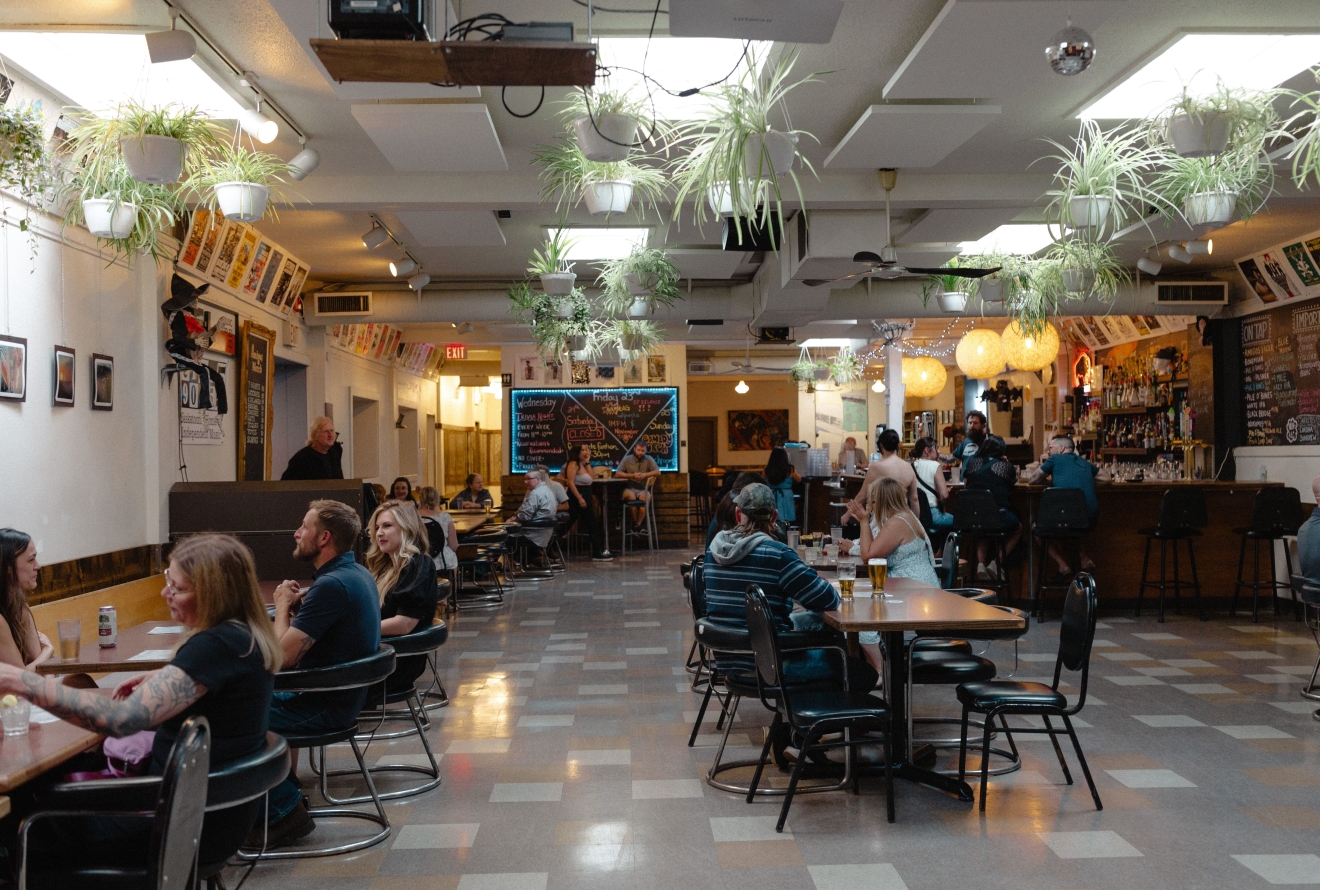 restaurant interior 